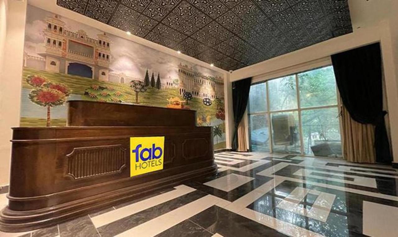 Fabhotel Prime The Seven Seeds New Delhi Luaran gambar