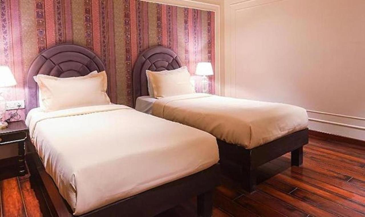 Fabhotel Prime The Seven Seeds New Delhi Luaran gambar