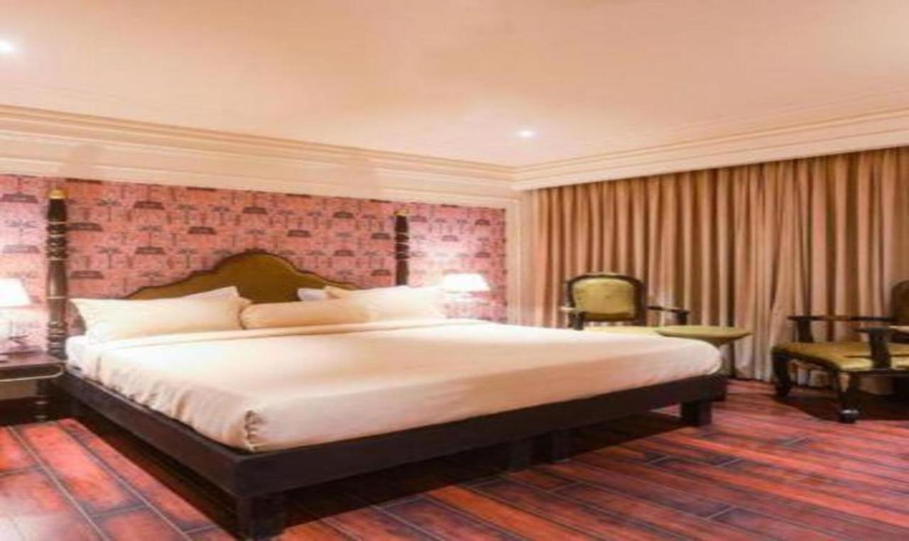 Fabhotel Prime The Seven Seeds New Delhi Luaran gambar